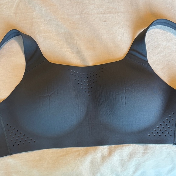 Seamless Pink, Grey, and Black Victoria Secret Sports Bra Set - Picture 9 of 13